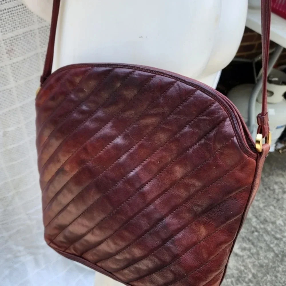 Vintage GBC Wine leather shoulderbag‎